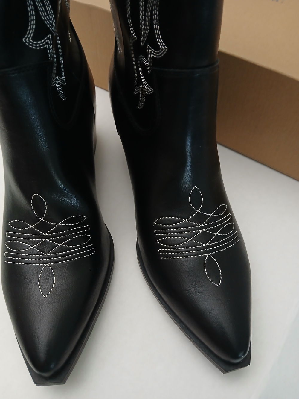 Black Western Embroidered Mid-Calf Women’s Boots Size 11 New $35 - Picture 4 of 8